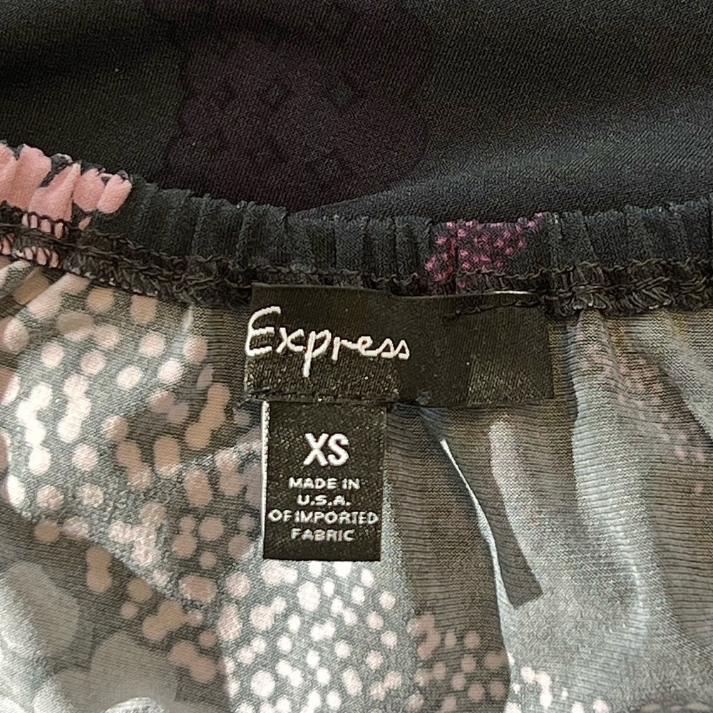 Express | Crop Top - Picture 5 of 6